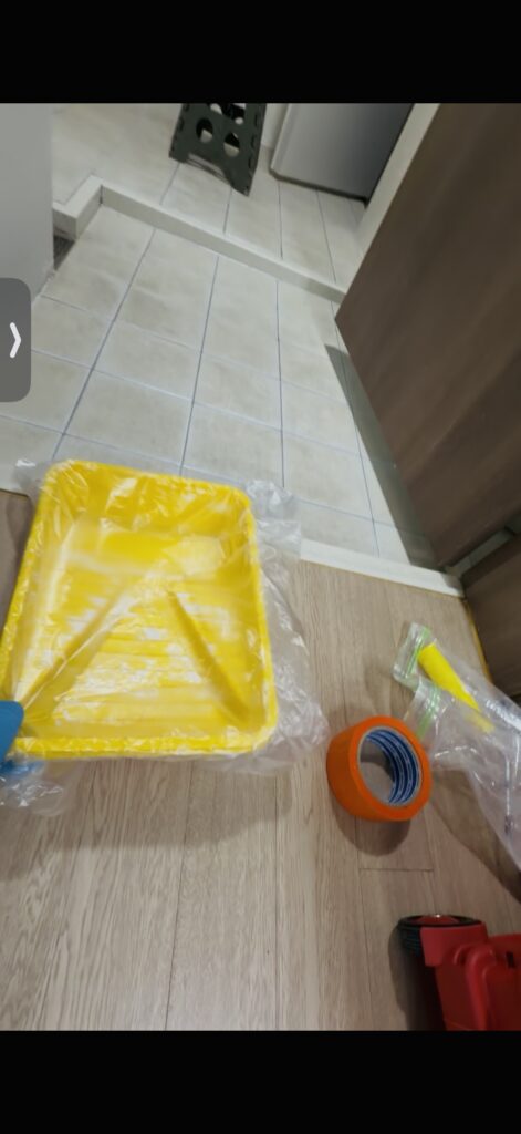 트레이에 비닐씌우기는 직접찍은 사진.